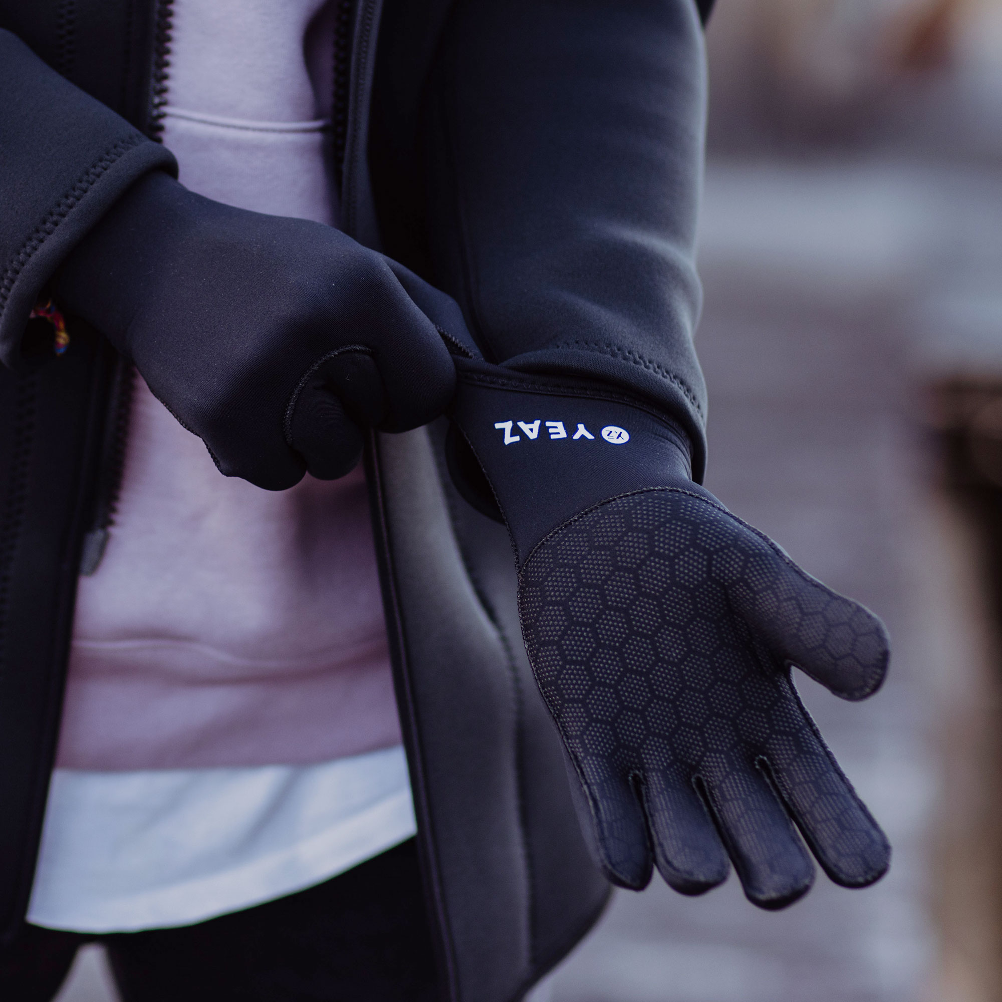 Kipsta keep hot sale warm gloves